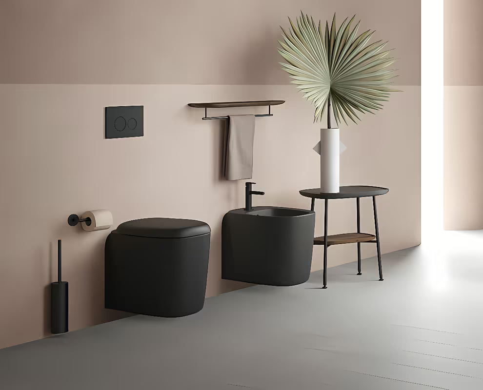 Viseća WC Školjka Vitra Plural u crnoj mat boji bez sustava za ispiranje