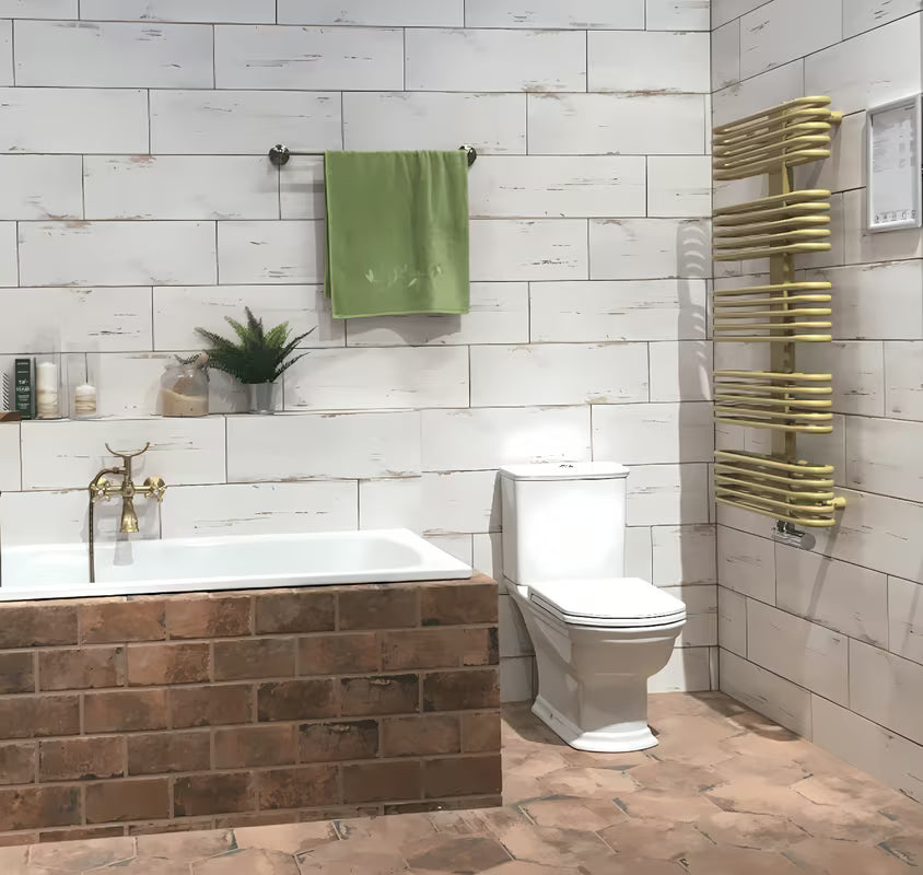 Bijeli WC kombi Vitra Ricordi s vario odvodom, uključujući armaturu, bez WC deske