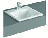 Ugradbeni umivaonik Vitra S20 55 x 45 cm od bijele keramike s preljevom i otvorom pro za slavinu u sredini