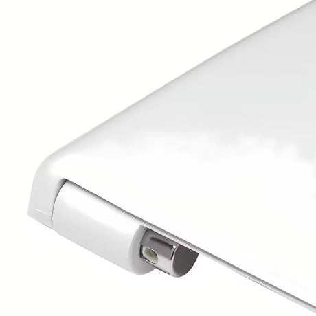 Bijela WC daska Vitra Shift od duroplasta s soft Close i metalnim šarkama sa skrivenim pričvršćenjem.