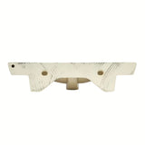 Bijeli viseće bez barijera umivaonik Vitra 65x56 cm od keramike s preljevom i otvorom pro slavinu u sredini.